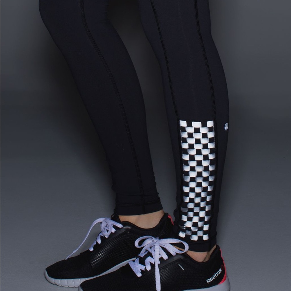 Lululemon reflective speed tight size 4